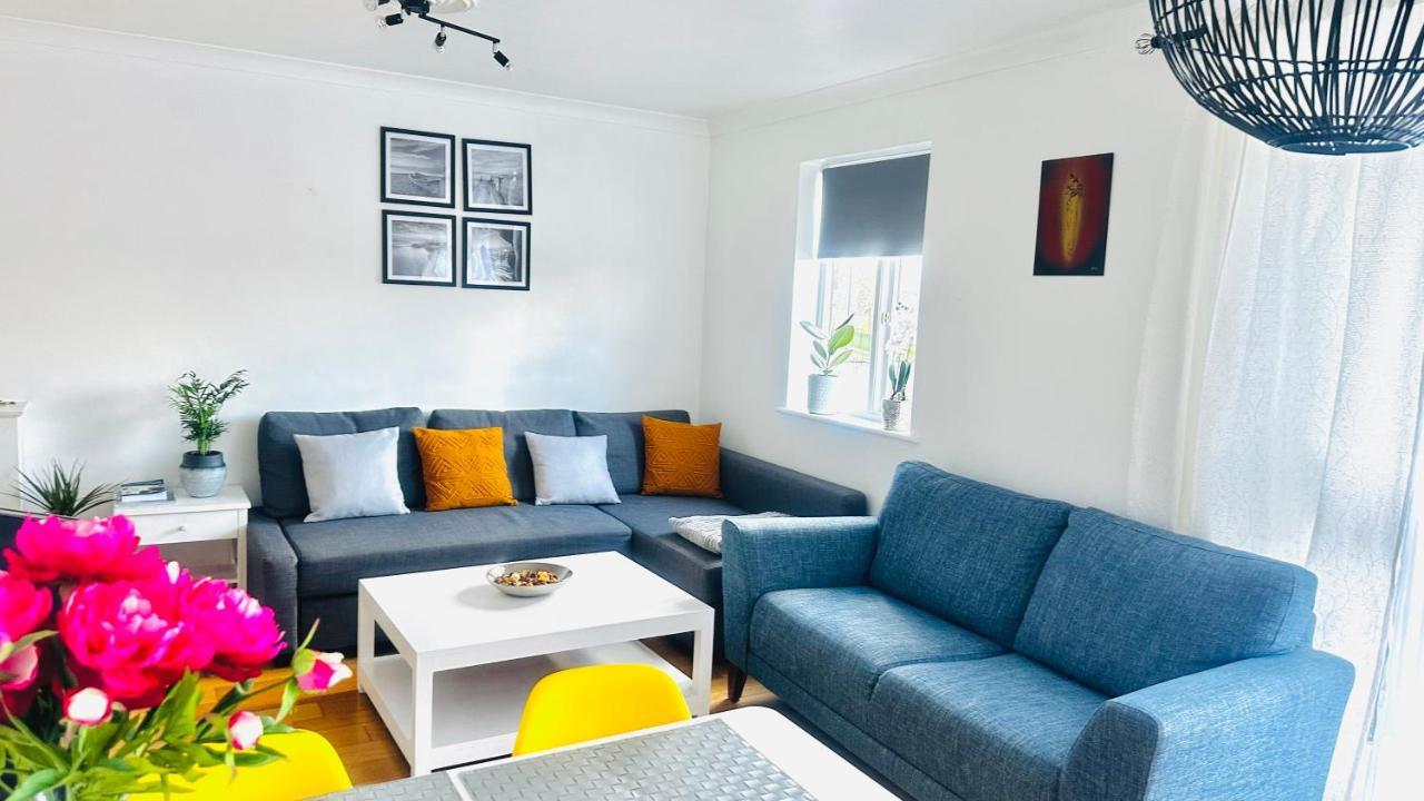 Amazing Location - City Of London- 2 Bedroom Stunning Canal View House With Private Garden,Parking & Balcony Eksteriør bilde