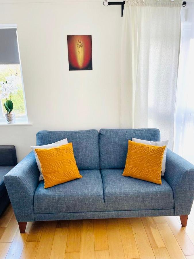 Amazing Location - City Of London- 2 Bedroom Stunning Canal View House With Private Garden,Parking & Balcony Eksteriør bilde