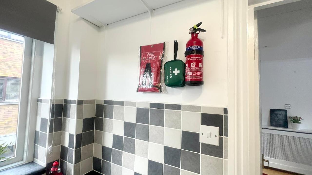 Amazing Location - City Of London- 2 Bedroom Stunning Canal View House With Private Garden,Parking & Balcony Eksteriør bilde