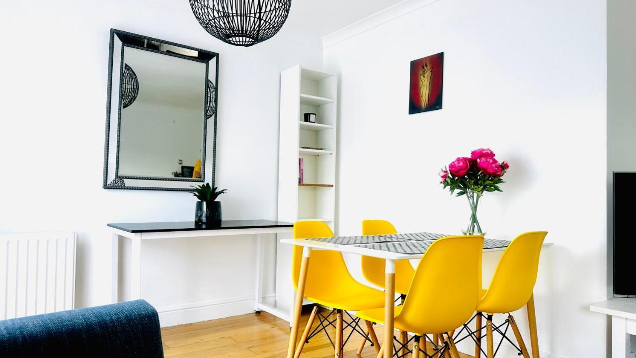 Amazing Location - City Of London- 2 Bedroom Stunning Canal View House With Private Garden,Parking & Balcony Eksteriør bilde