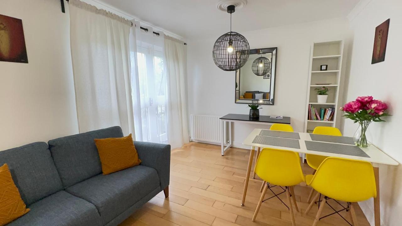 Amazing Location - City Of London- 2 Bedroom Stunning Canal View House With Private Garden,Parking & Balcony Eksteriør bilde