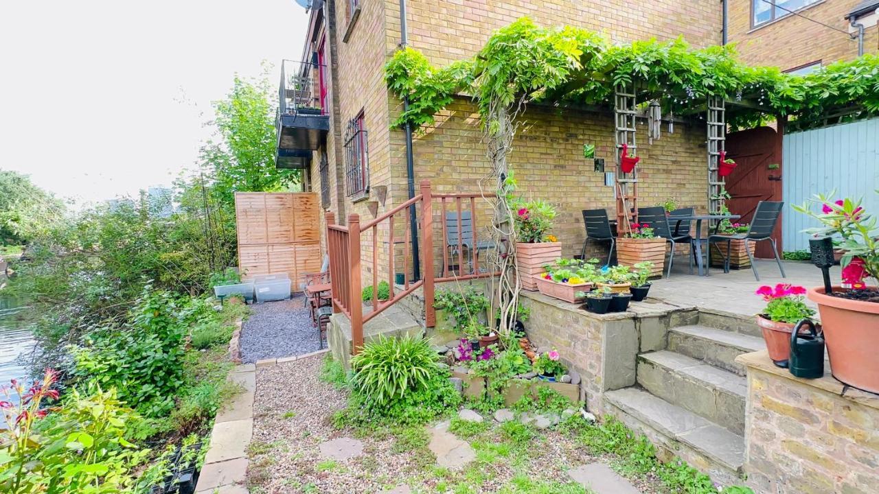 Amazing Location - City Of London- 2 Bedroom Stunning Canal View House With Private Garden,Parking & Balcony Eksteriør bilde