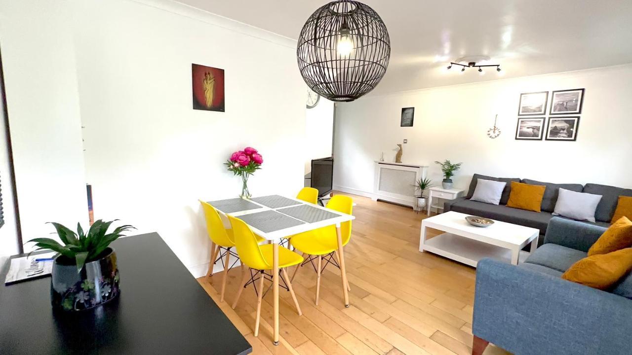 Amazing Location - City Of London- 2 Bedroom Stunning Canal View House With Private Garden,Parking & Balcony Eksteriør bilde